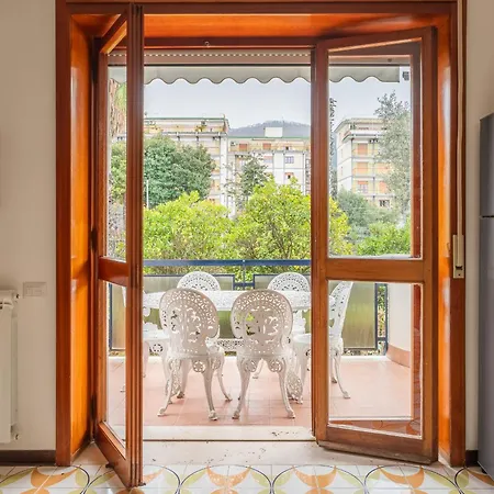Апартаменты Anna House *